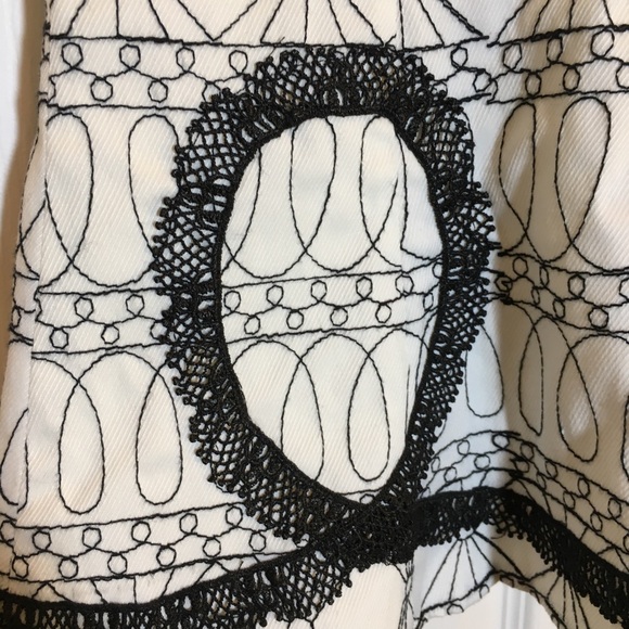 WD-NY White and Black Size 8 Skirt - Picture 2 of 7